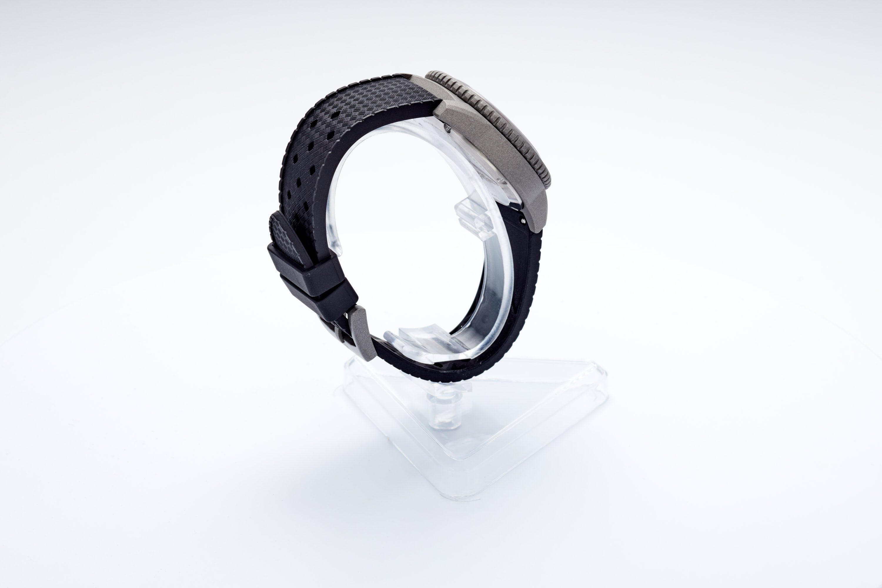 Mako 300m Diver 'Cerakote Carbon'