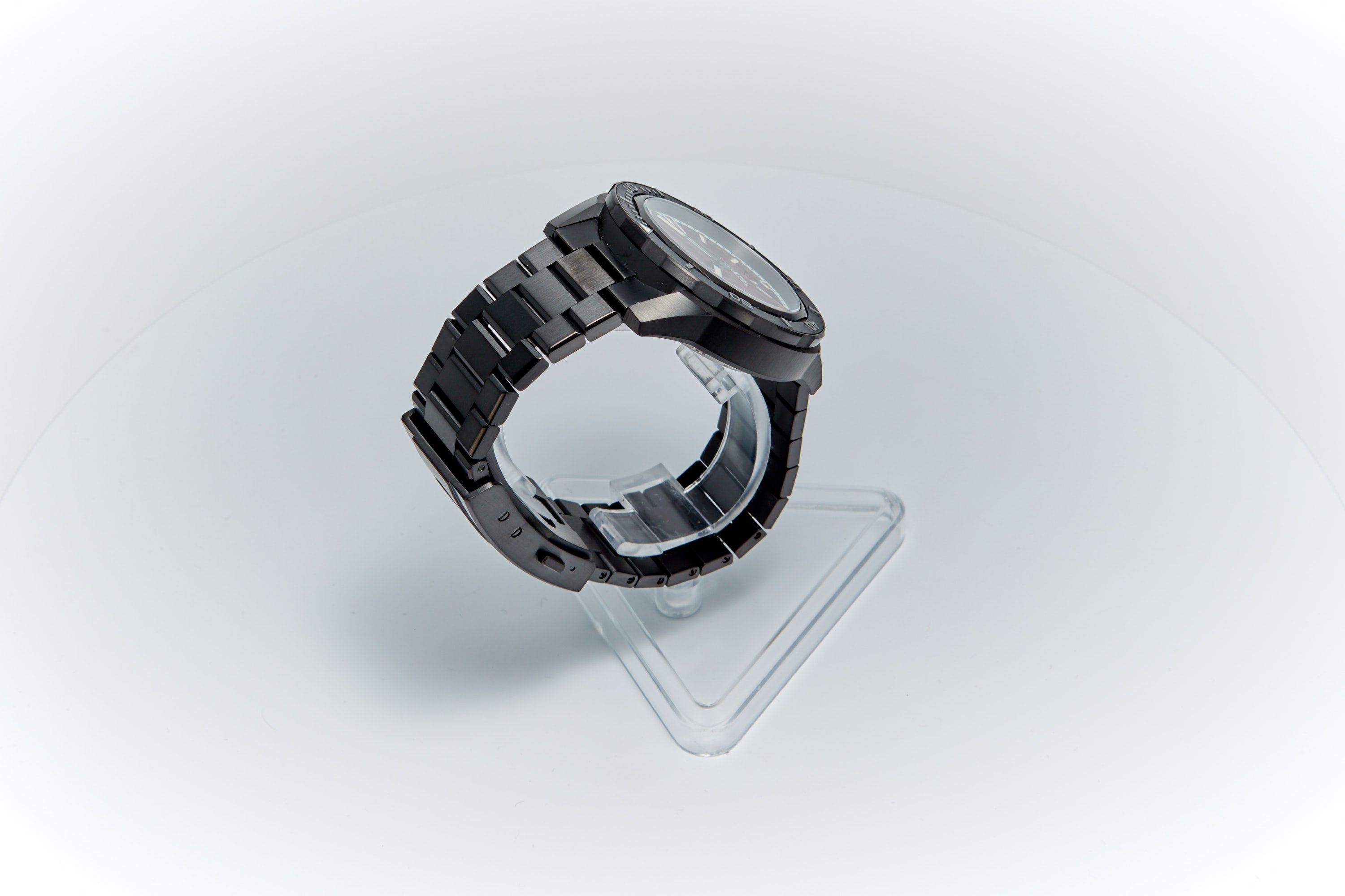 Swordfish 42mm Ti 'Blood Moon'