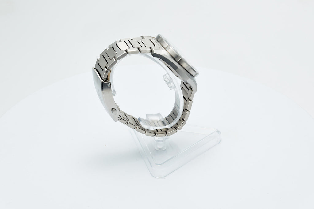 Thresher 41mm Chalk Grey