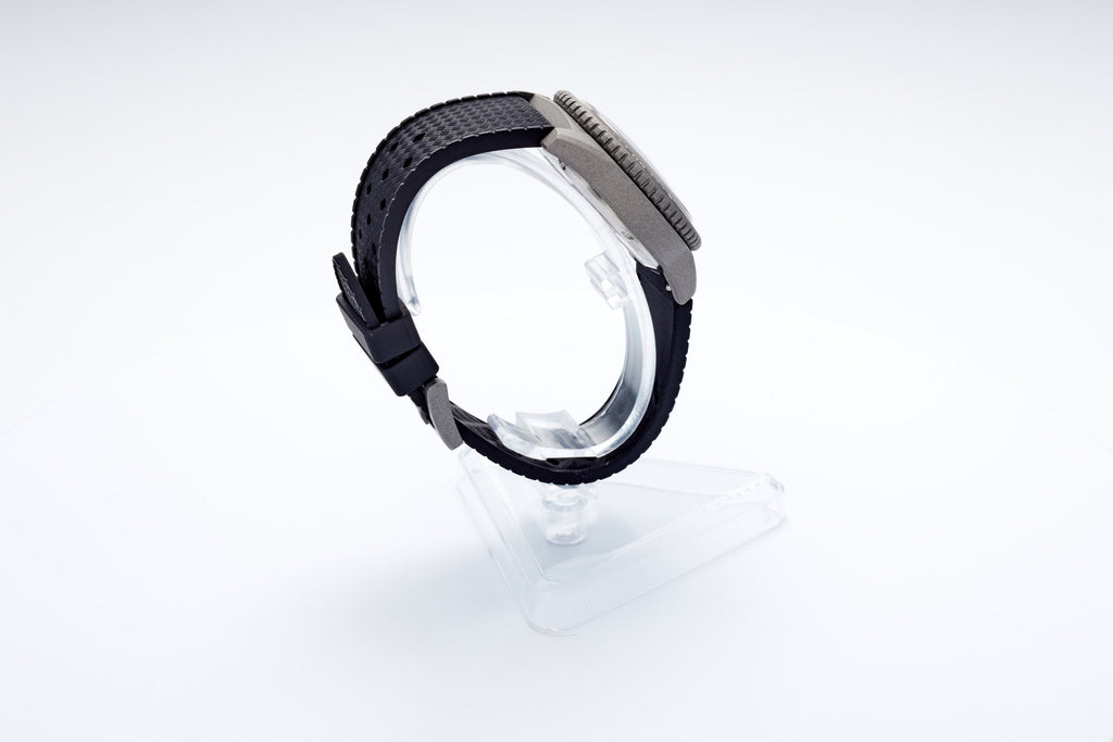 Mako 300m Diver 'Cerakote Carbon'