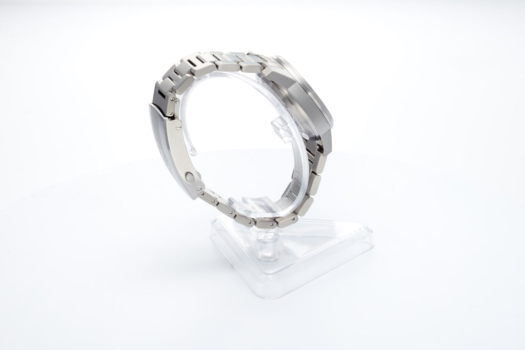 Aurora Field 38mm Ti 'Crystallised Ti' Limited Edition