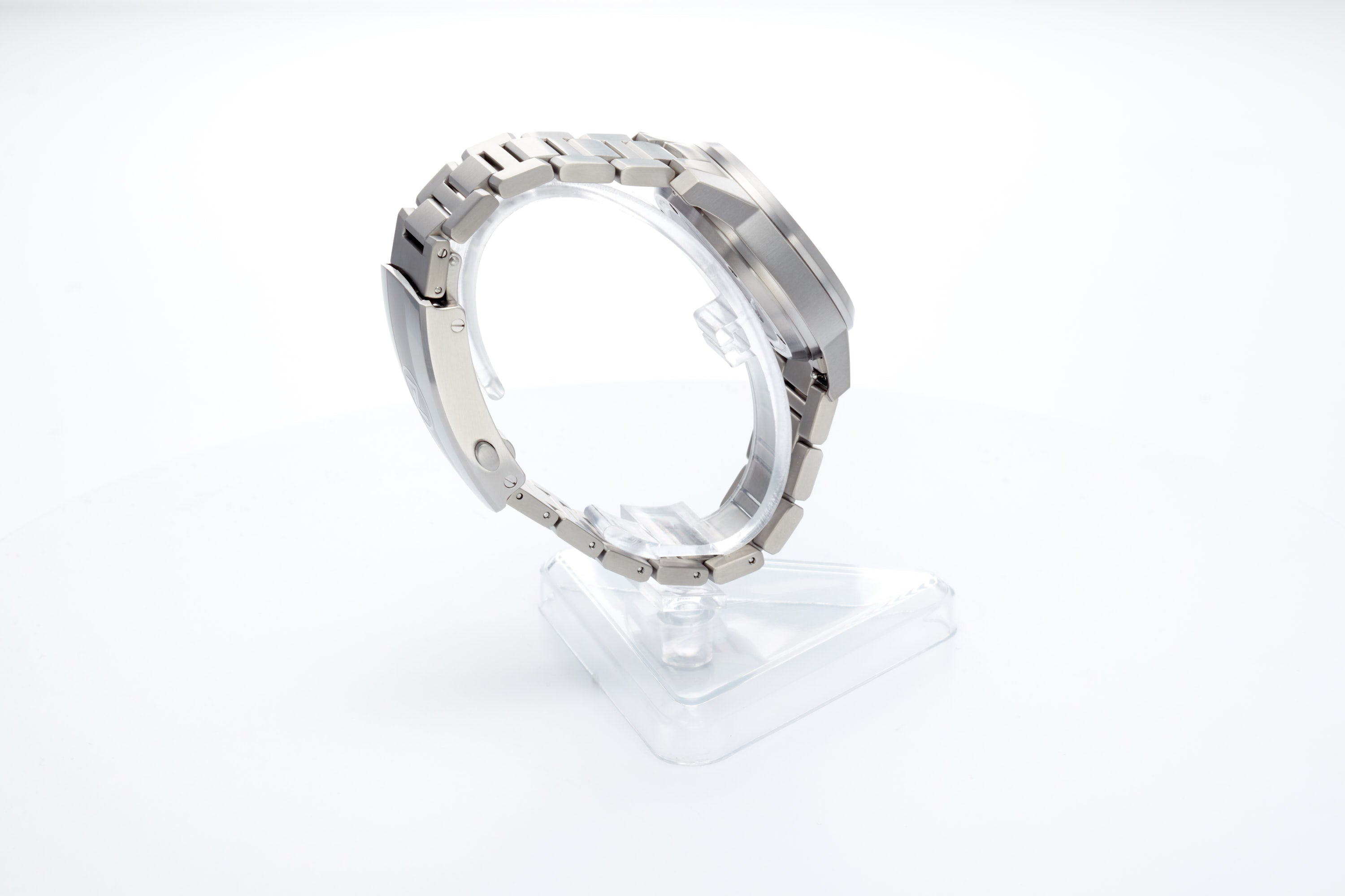 Aurora Field 38mm Ti 'Crystallised Ti' Limited Edition