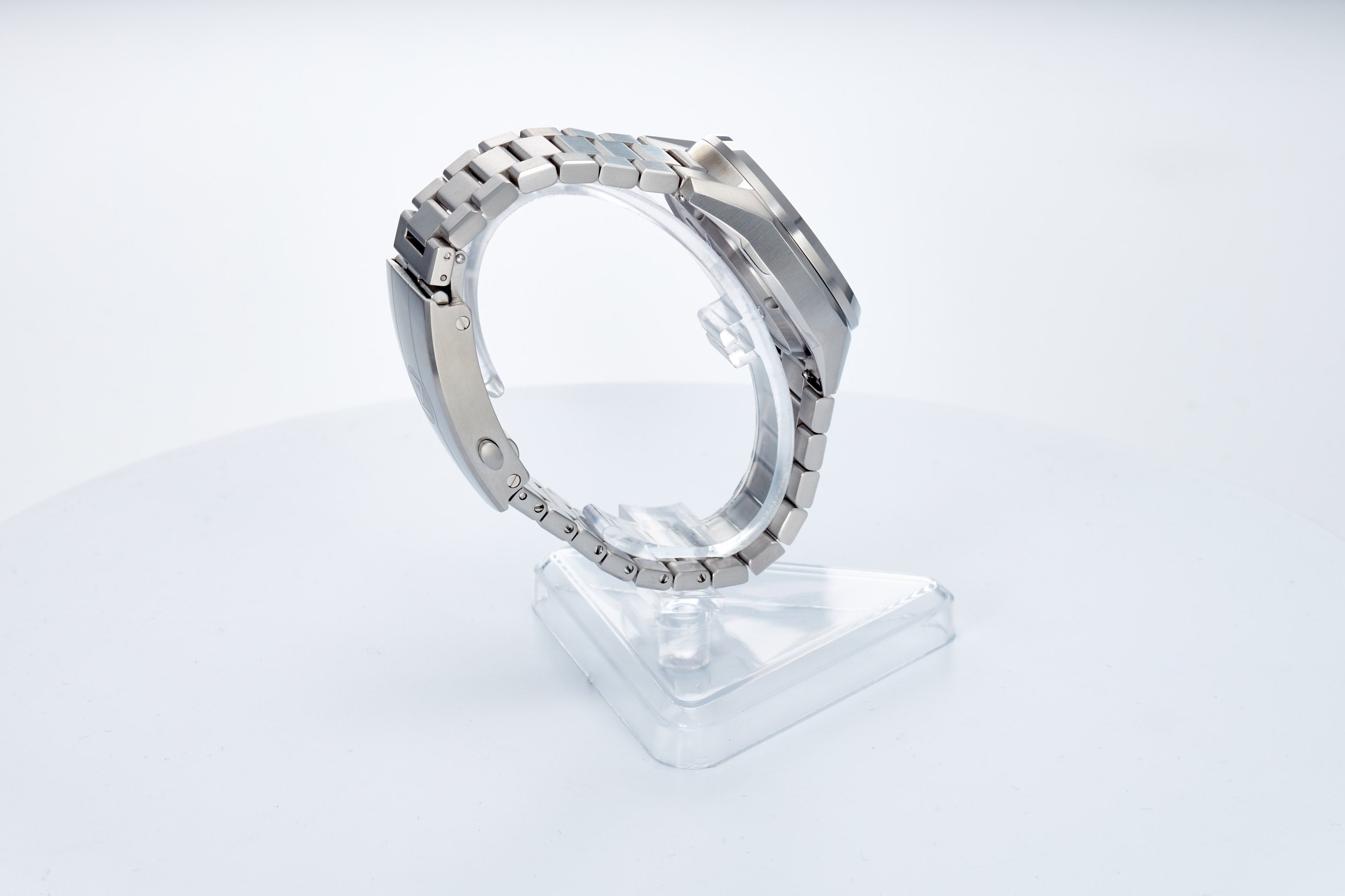 Swordfish Field 38mm SS 'Nebula'
