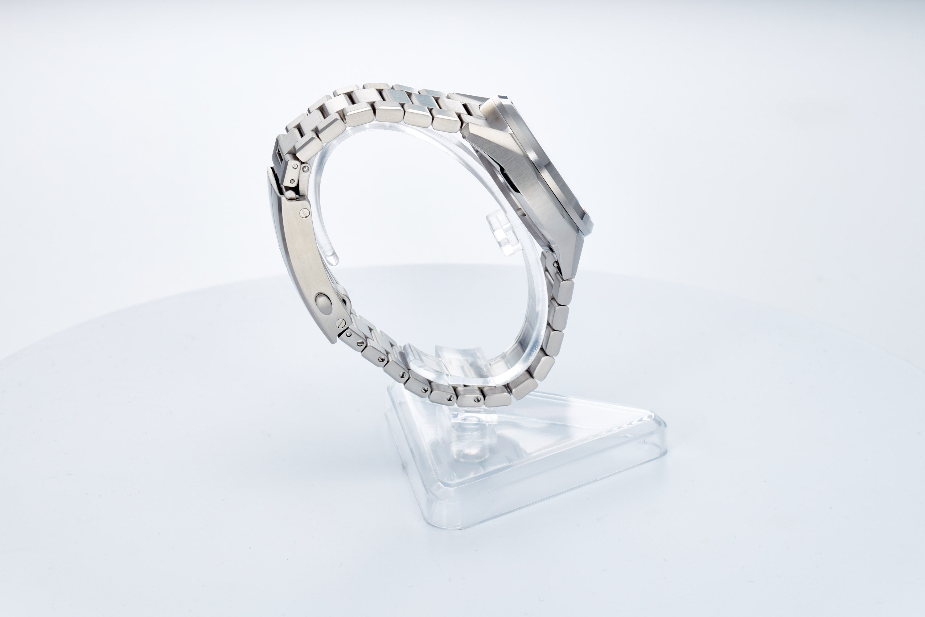 Swordfish Field 38mm SS 'Nebula'
