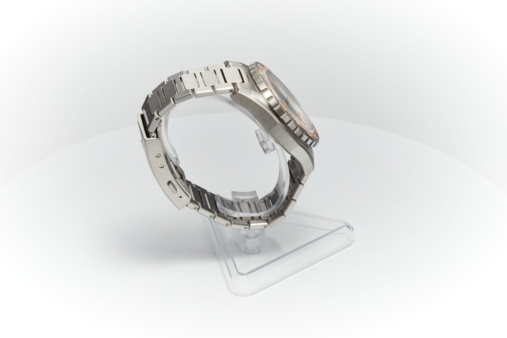 Thresher 44mm 'Ember'