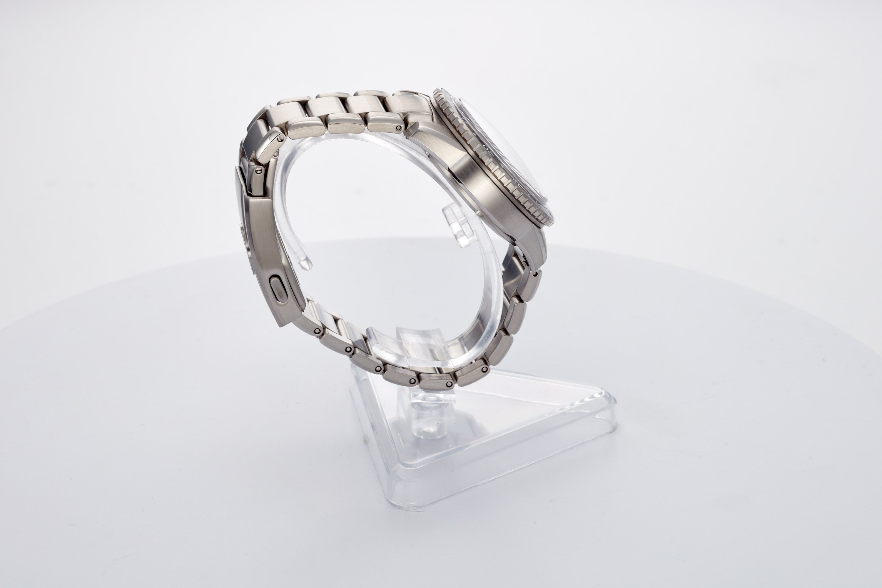 Mako 300m GMT 'Cracked Ice'
