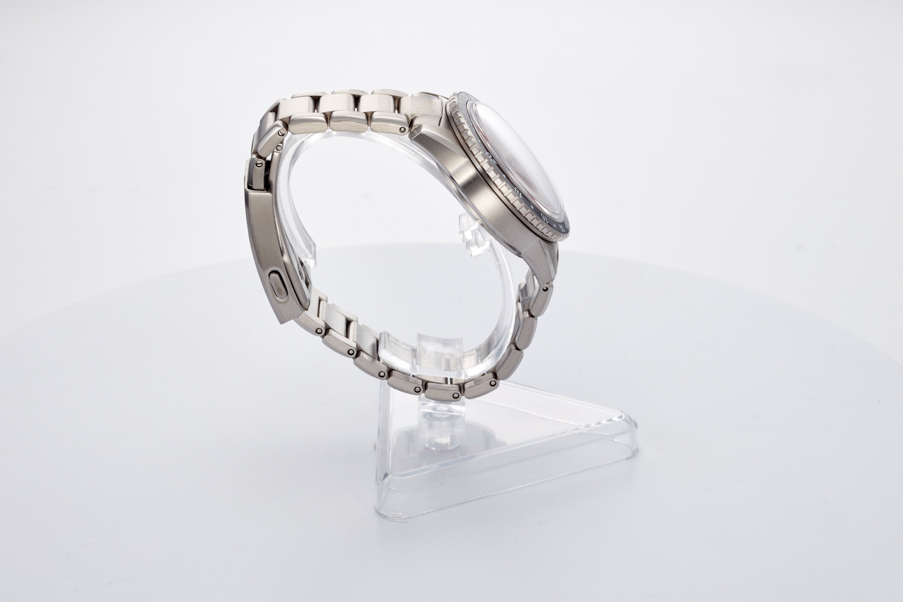 Mako 300m GMT 'Cracked Ice'