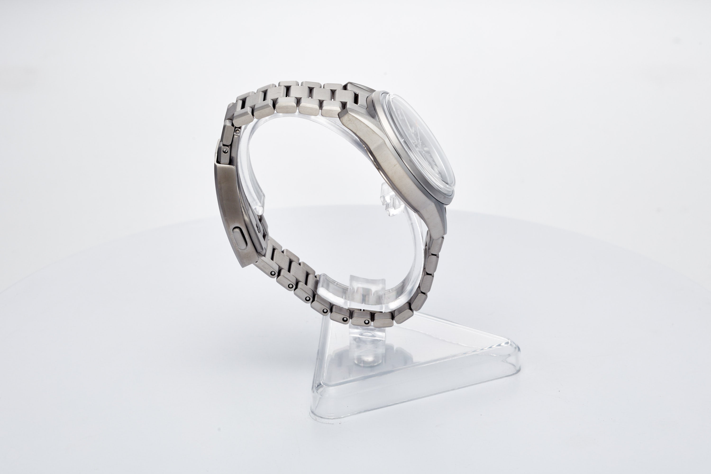 Spearfish Dual Time Ti 'Spark'
