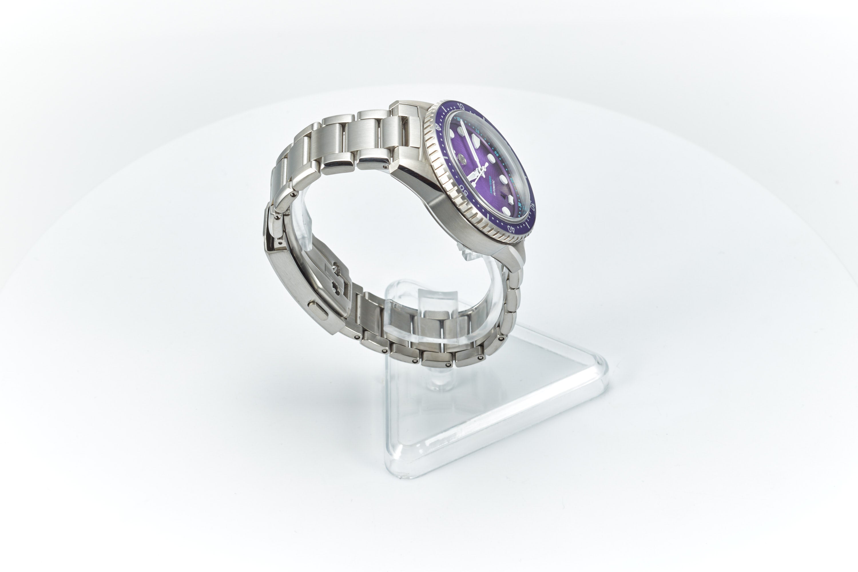 Mako 300m Diver 'Nebula'