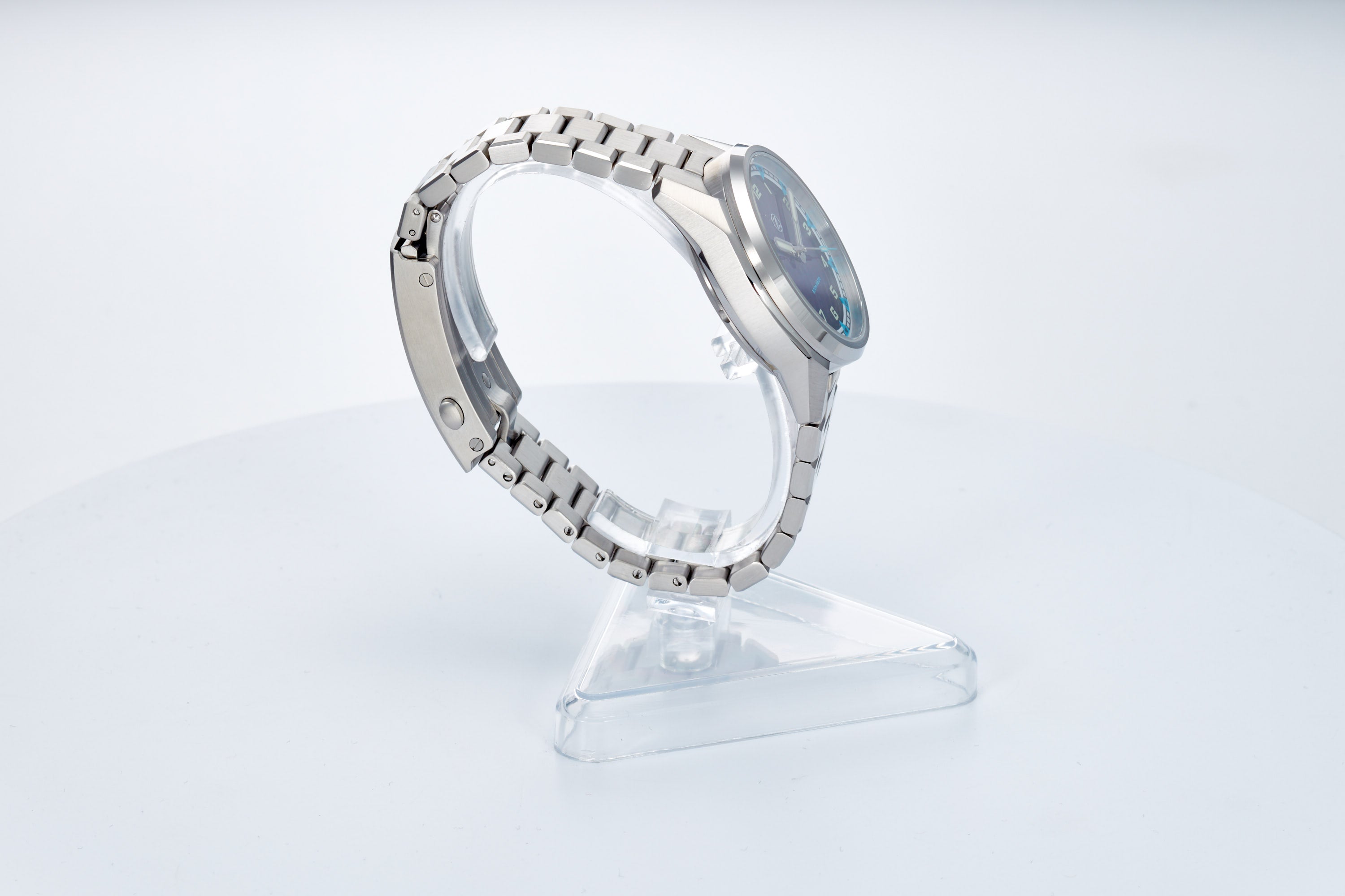 Swordfish Field 38mm SS 'Nebula'