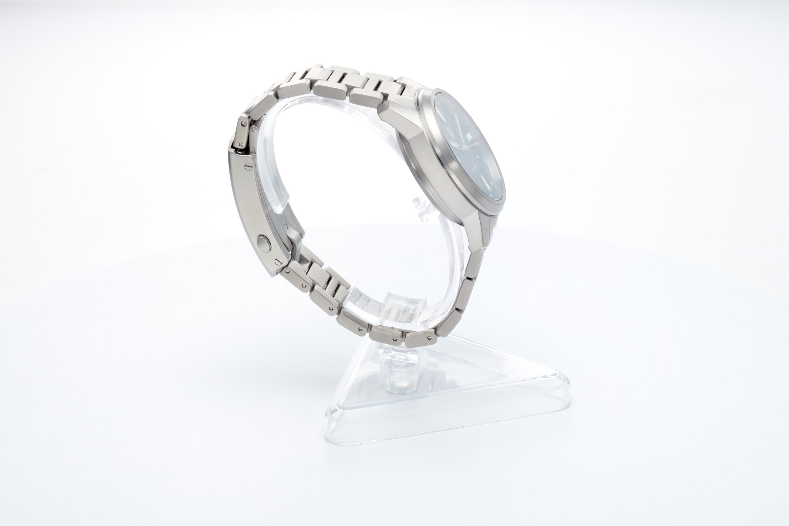 Aurora Field 38mm Ti 'Crystallised Ti' Limited Edition