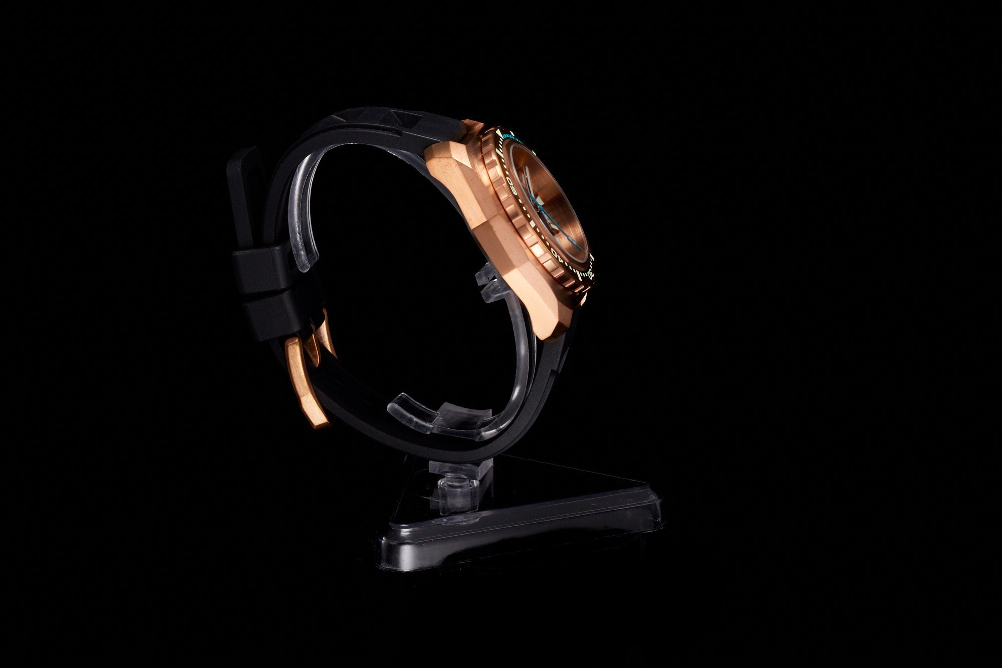Hammerhead V3 300m Bronze 'MOP'