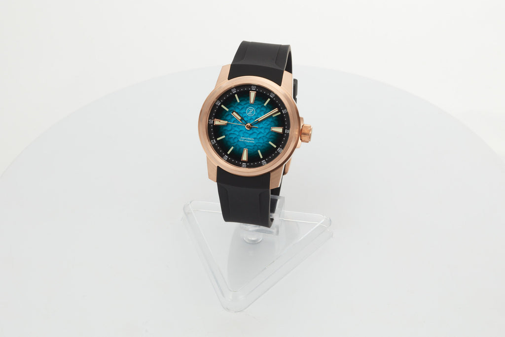 Aurora Field 42mm Br 'Hammered Teal'