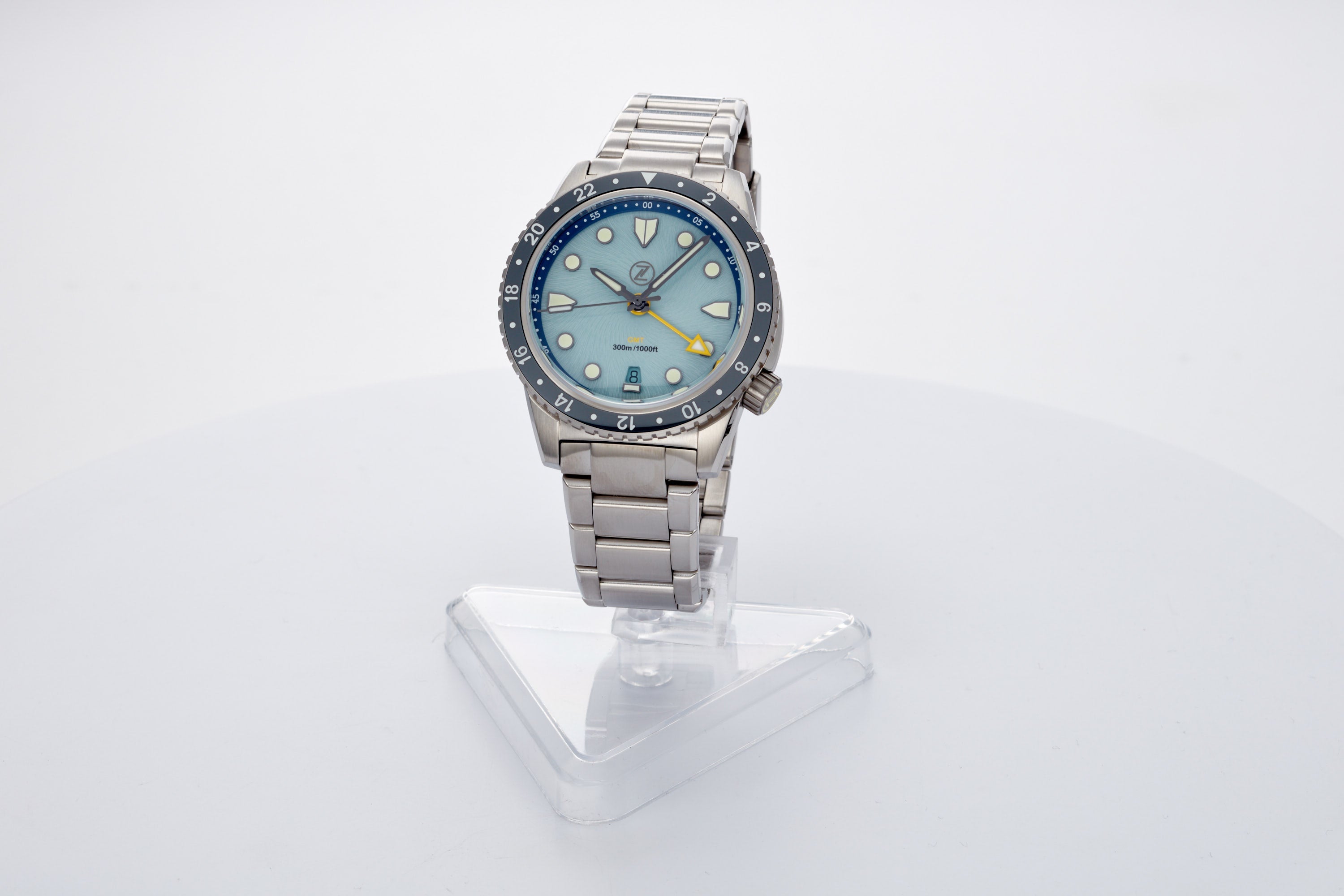 Mako 300m GMT 'Sky Blue'