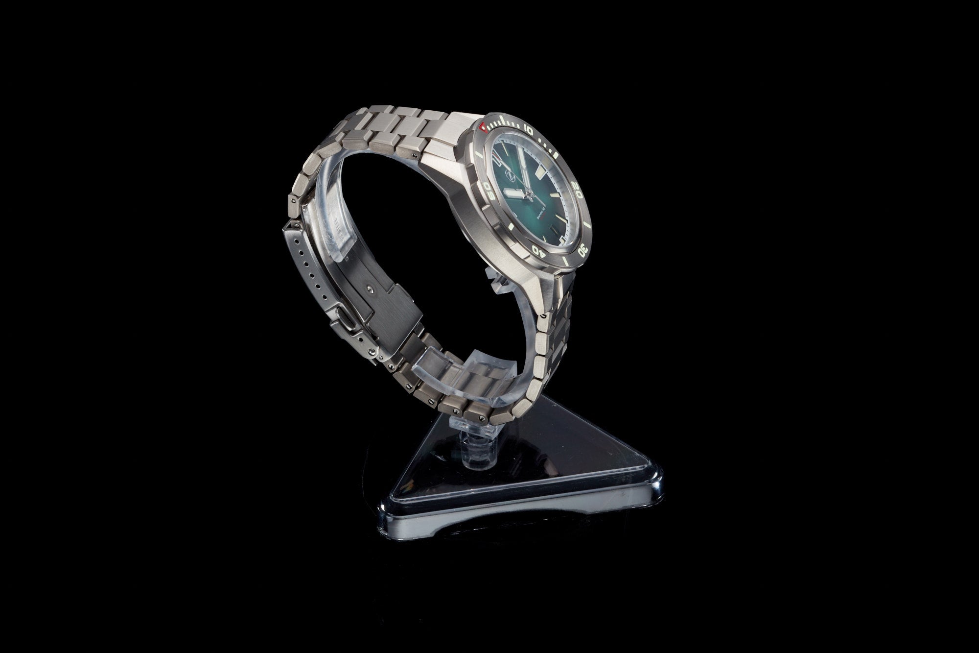 Swordfish 40mm Ti Emerald Green