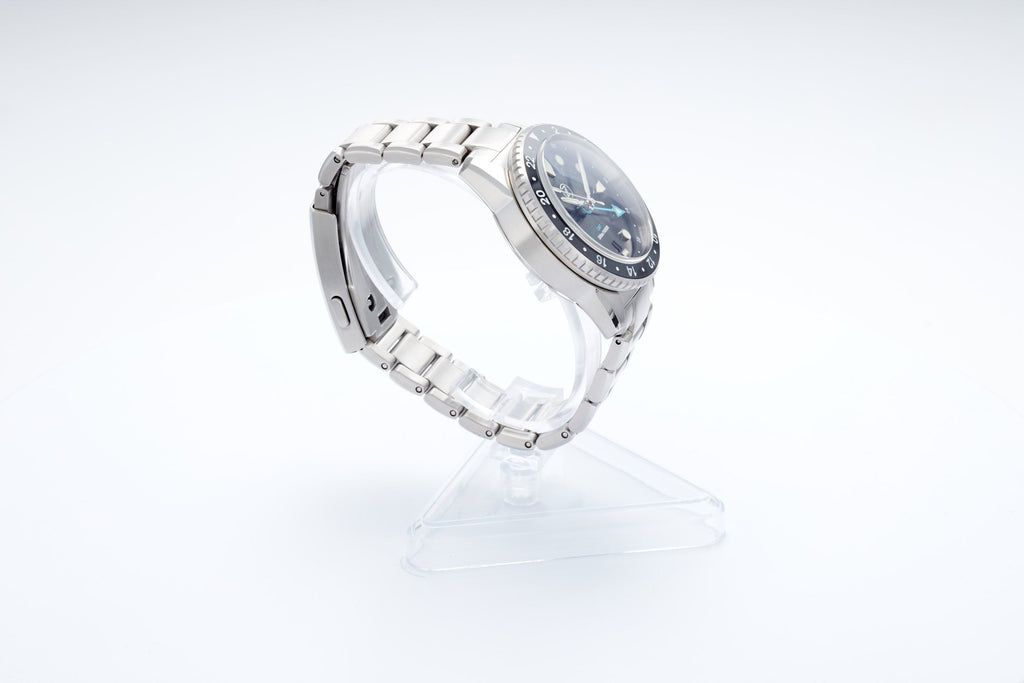 Mako 300m GMT 'Mosaic MOP'