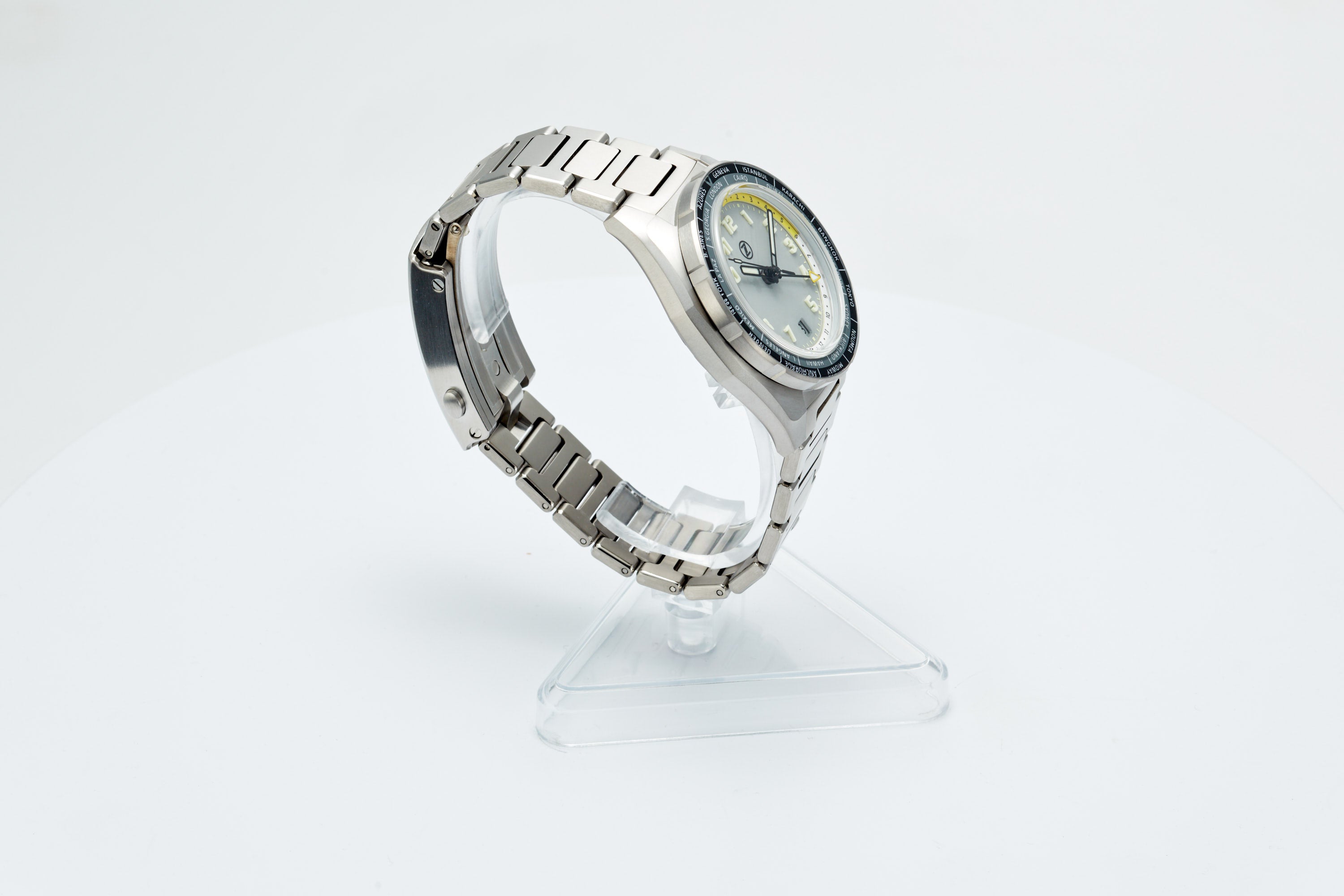 Thresher 41mm Chalk Grey