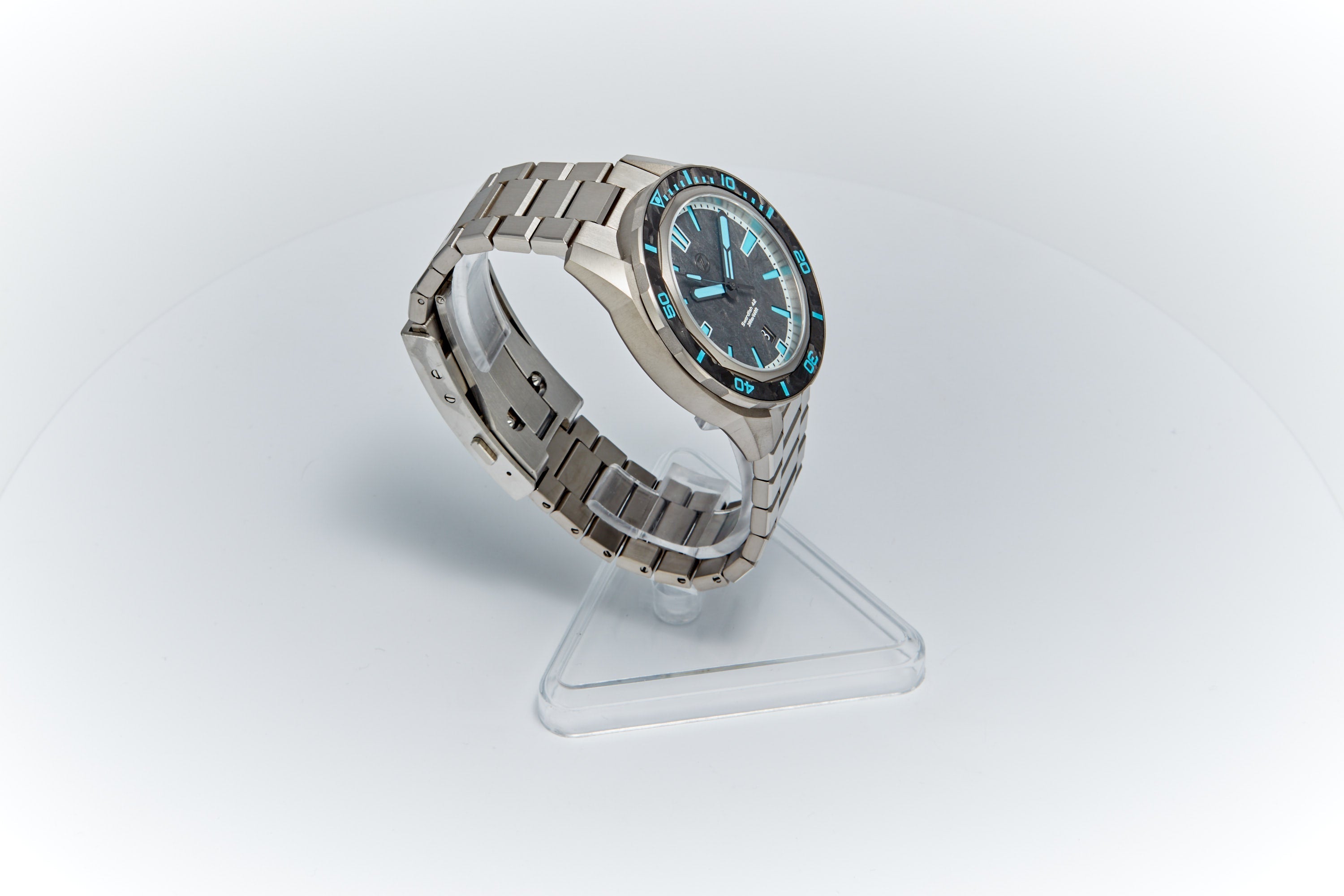 Swordfish 42mm Ti 'Carbon'