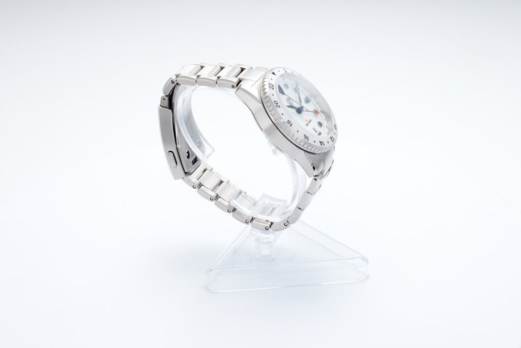 Mako 300m GMT 'Frost'