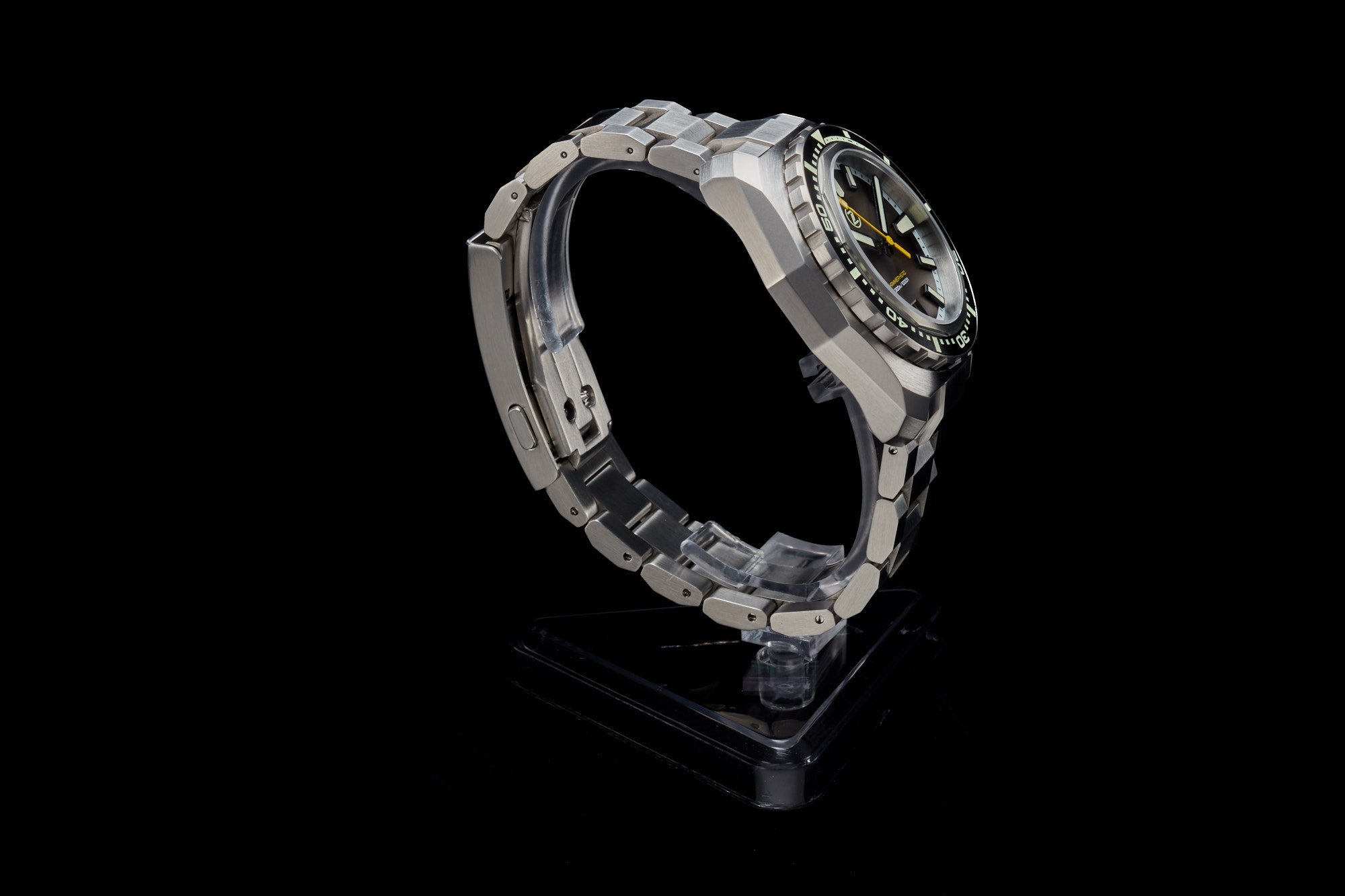 Hammerhead V3 300m Steel Vintage Black