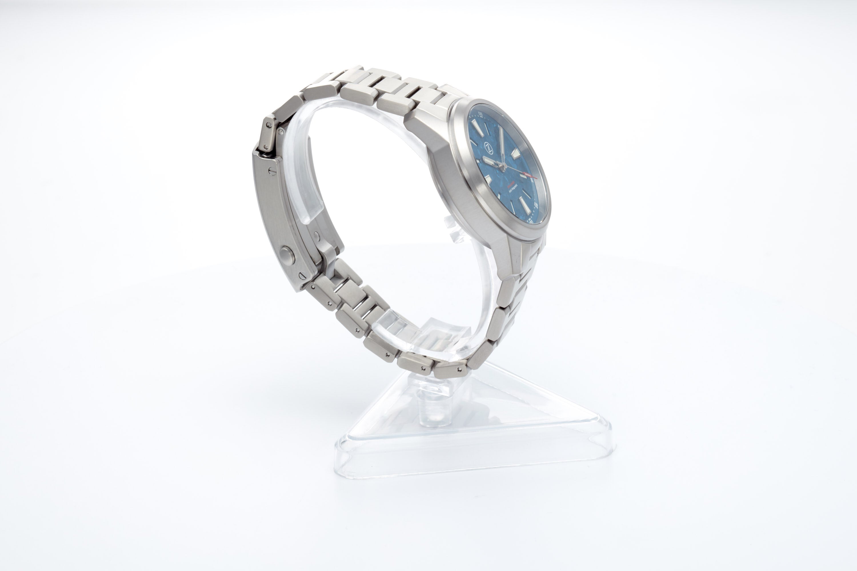 Aurora Field 38mm Ti 'Crystallised Ti' Limited Edition