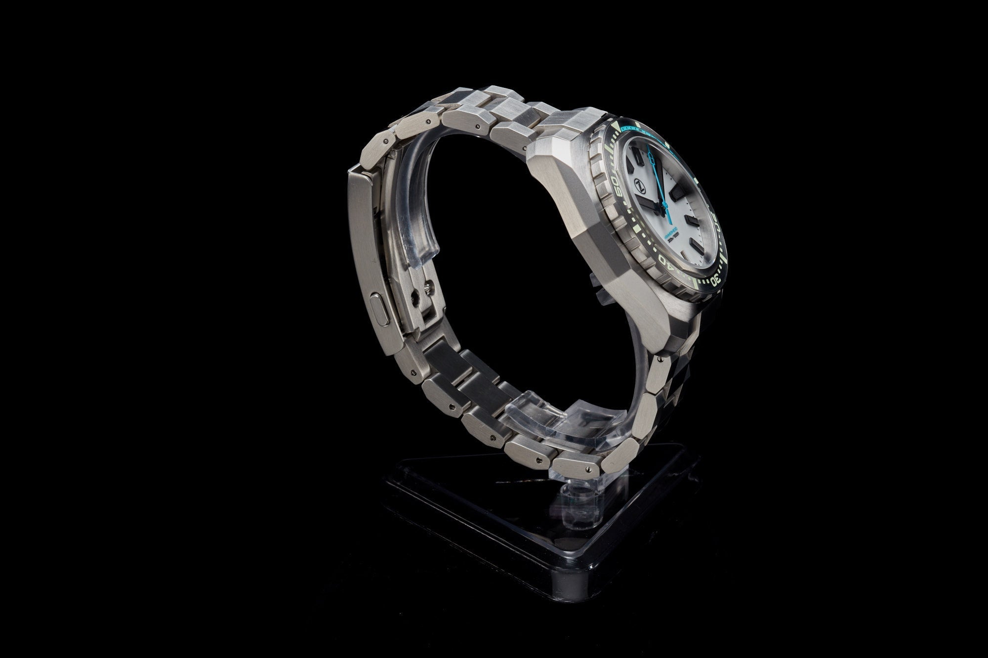 Hammerhead V3 300m Steel Frost