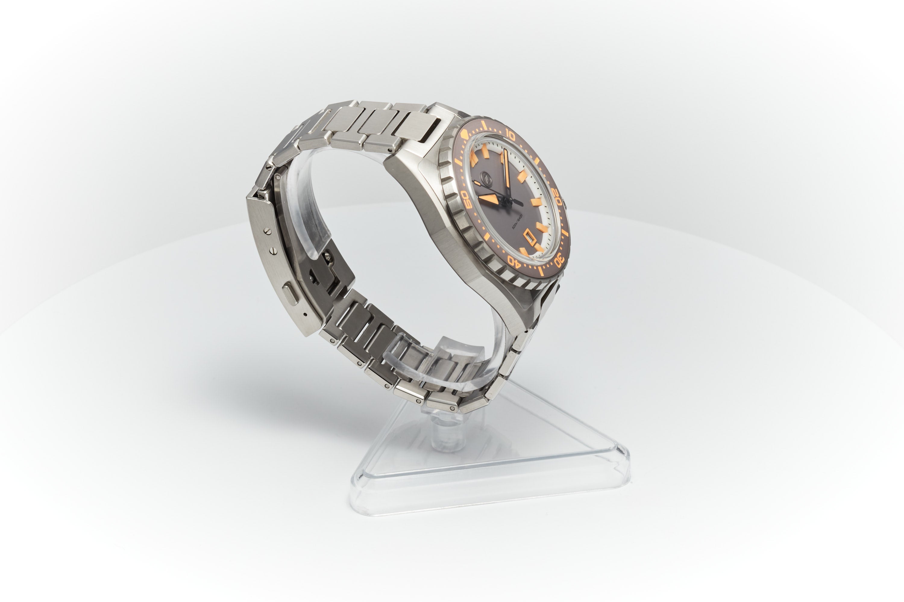 Thresher 44mm 'Ember'