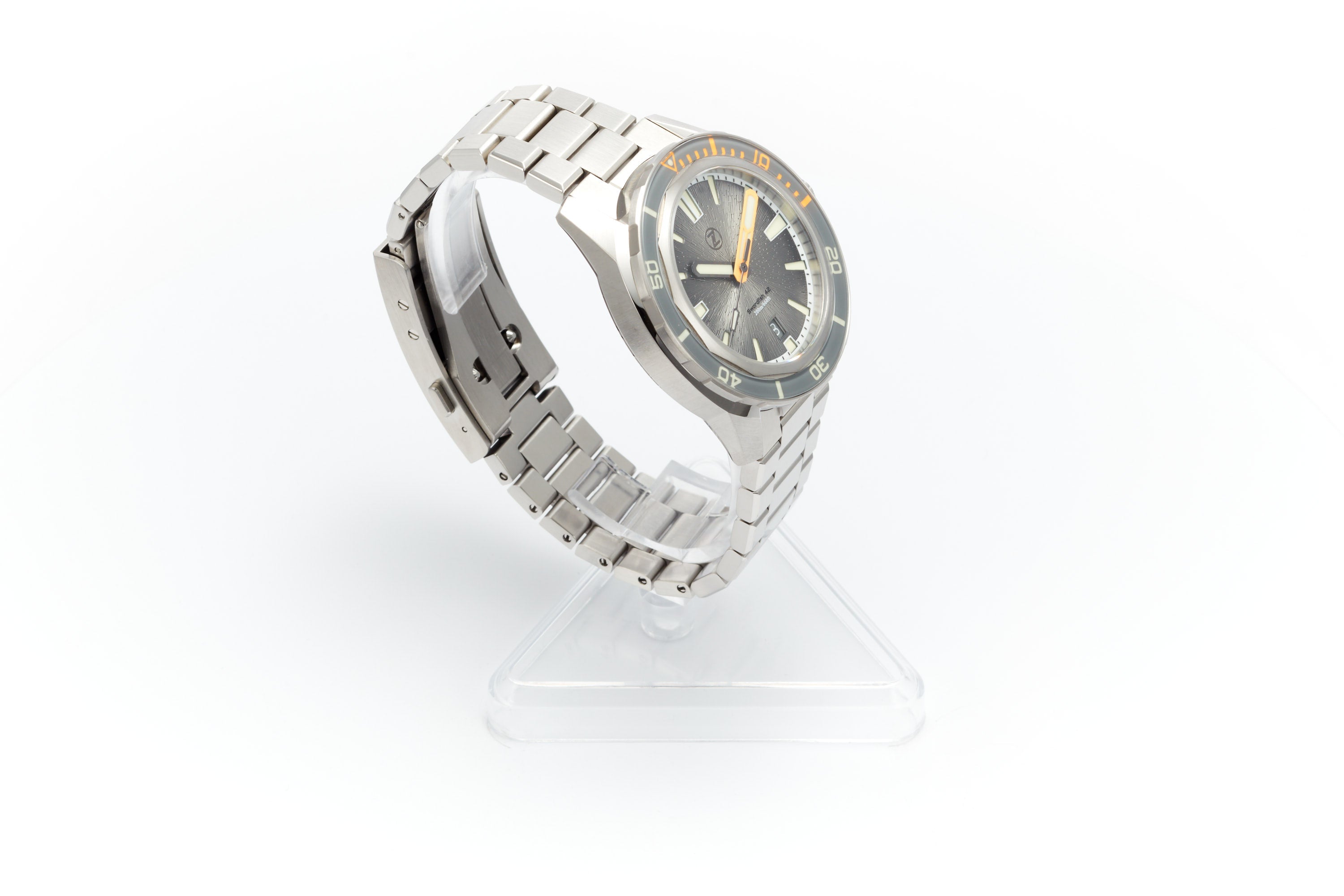 Swordfish 42mm SS 'Nimbus Grey'
