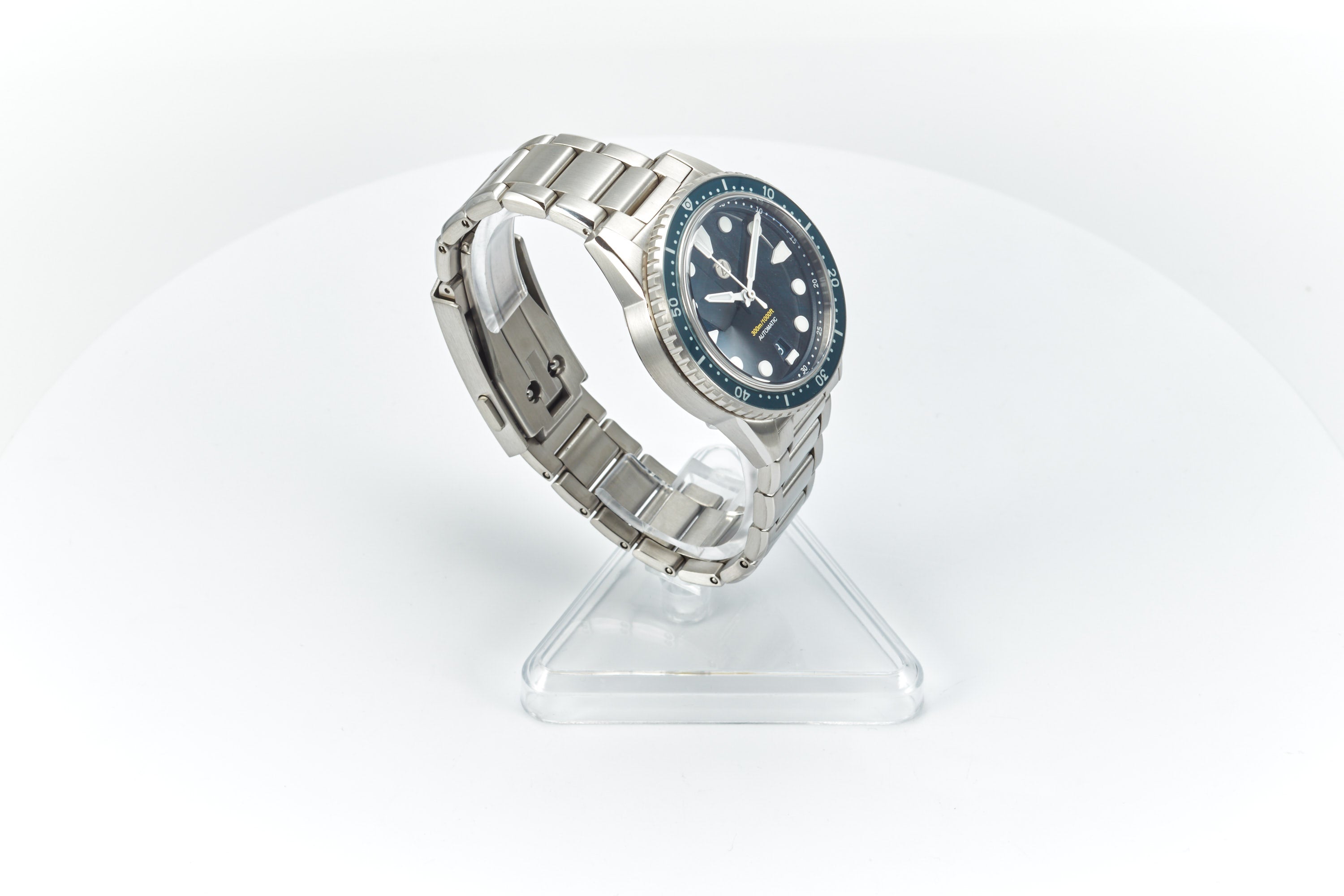 Mako 300m Diver 'Falcon's Eye'