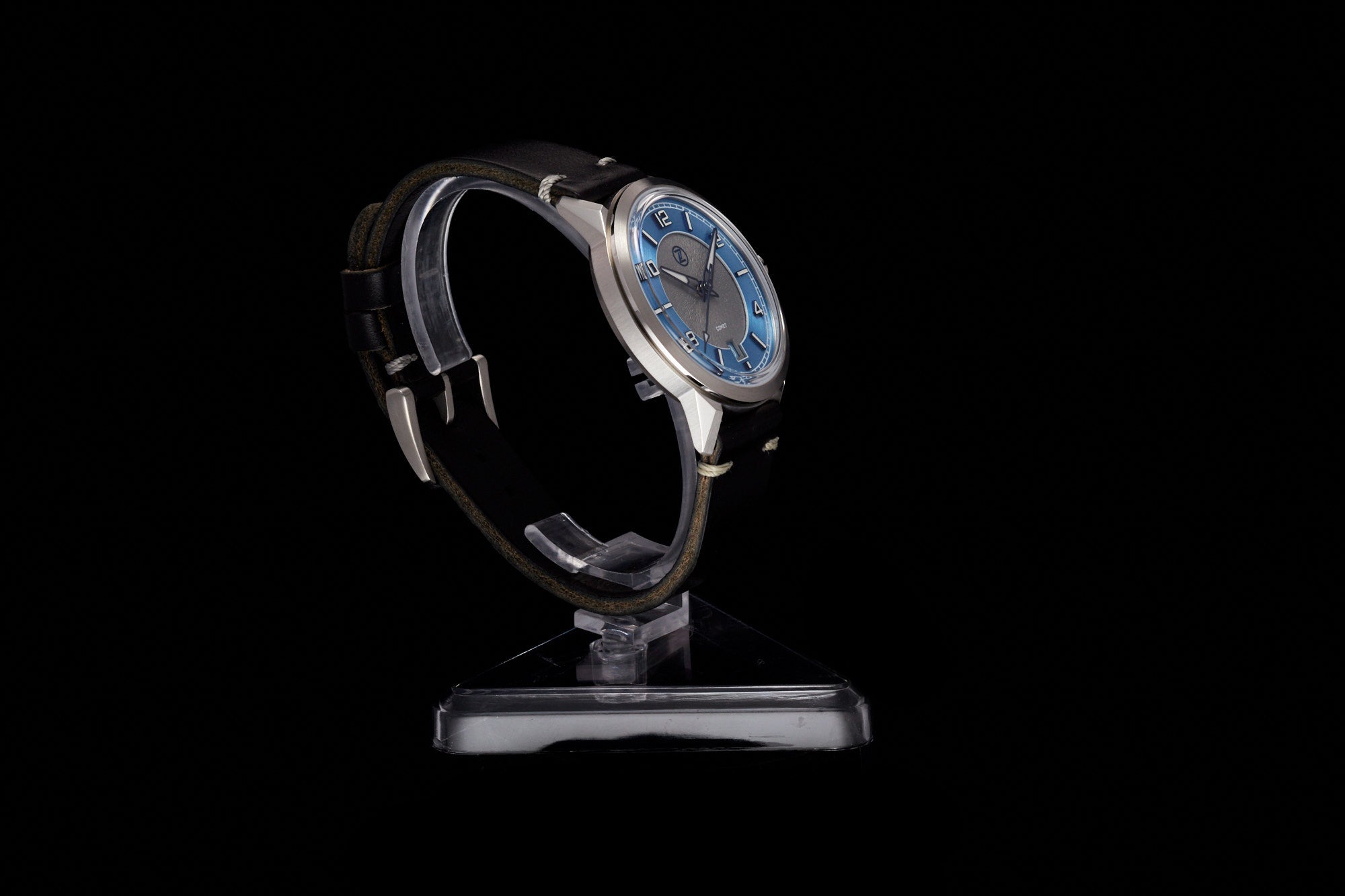 Comet 39mm 'Steel Blue'