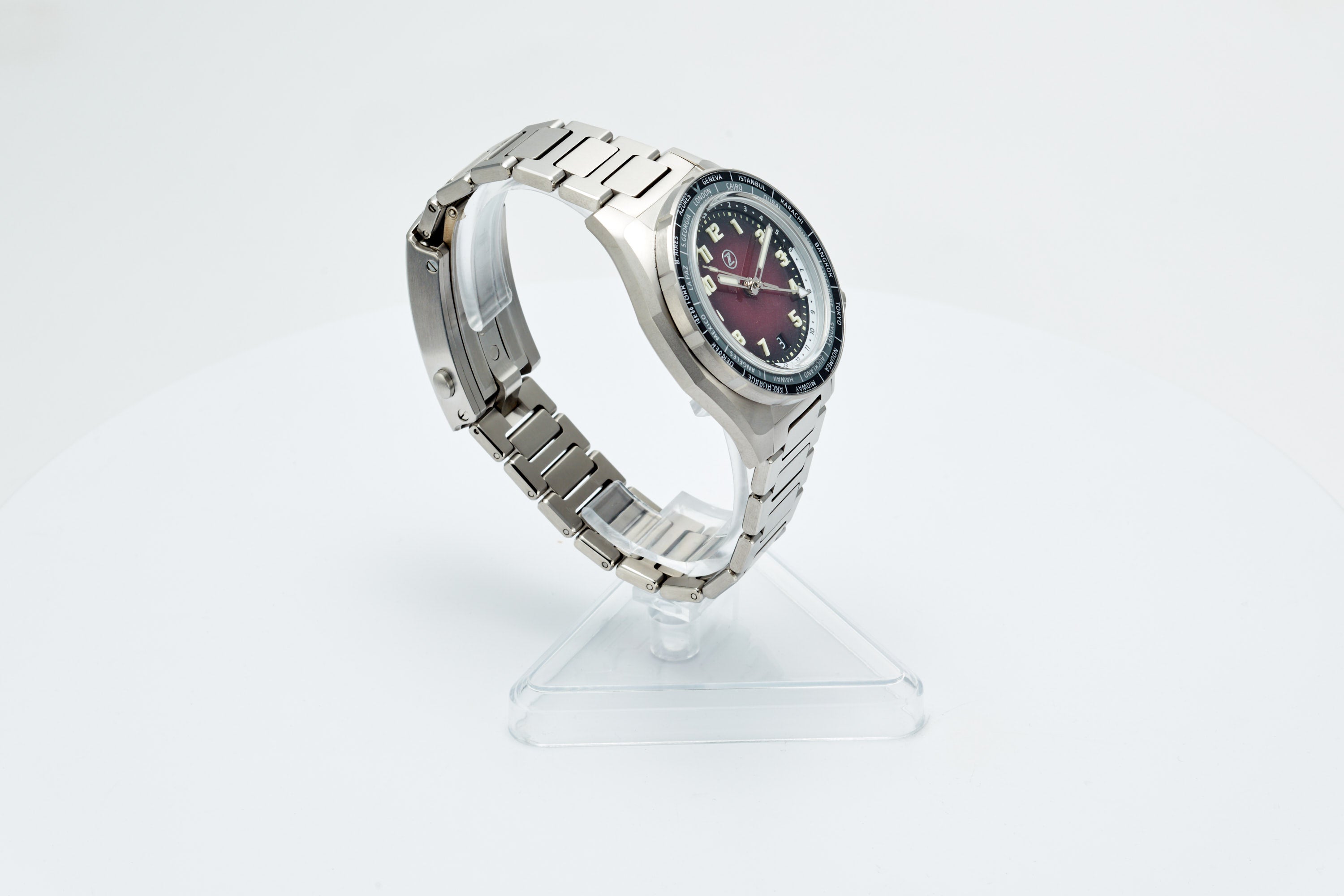 Thresher 41mm Burgundy