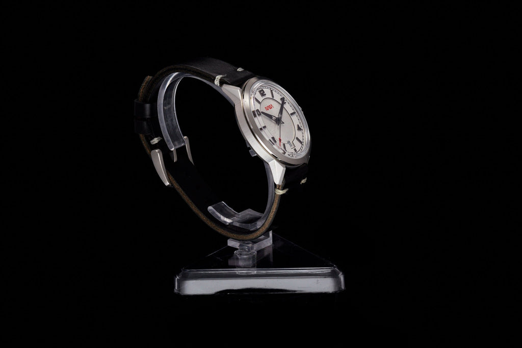 Comet 39mm 'NASA' Edition