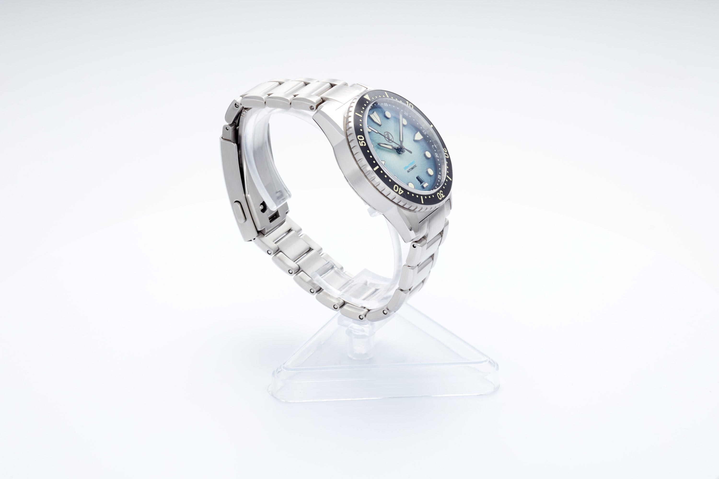 Mako 300m Diver 'Sky Blue'
