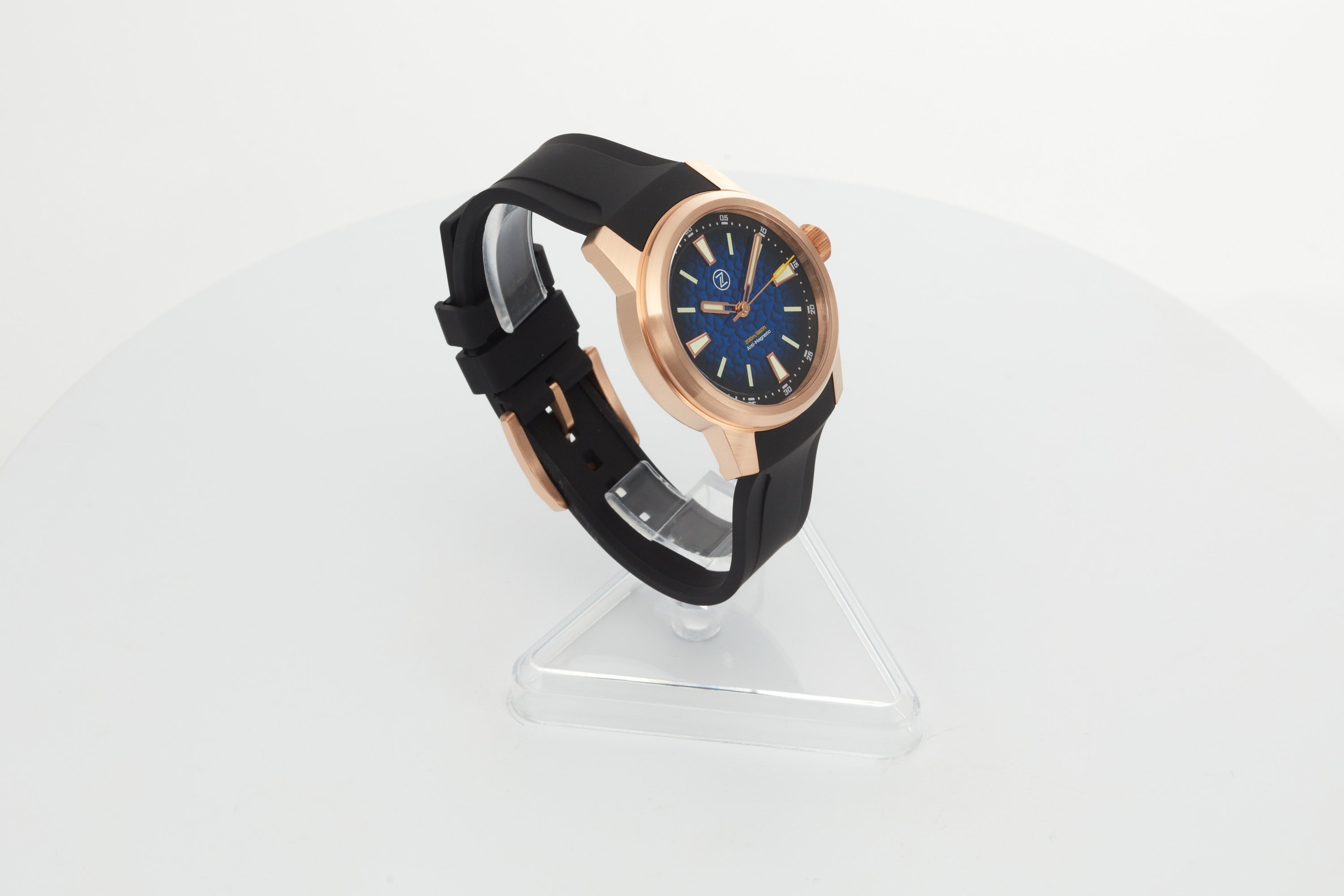 Aurora Field 38mm Br 'Hammered Blue'