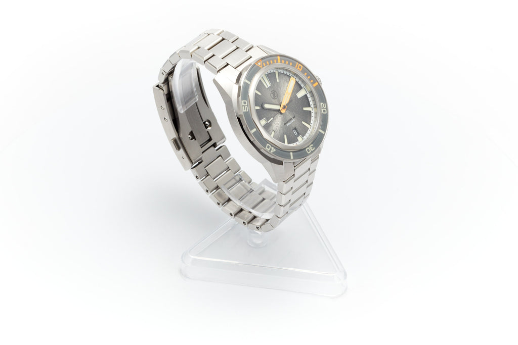 Swordfish 42mm SS 'Nimbus Grey'