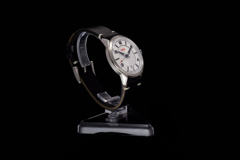 Comet 39mm 'NASA' Edition