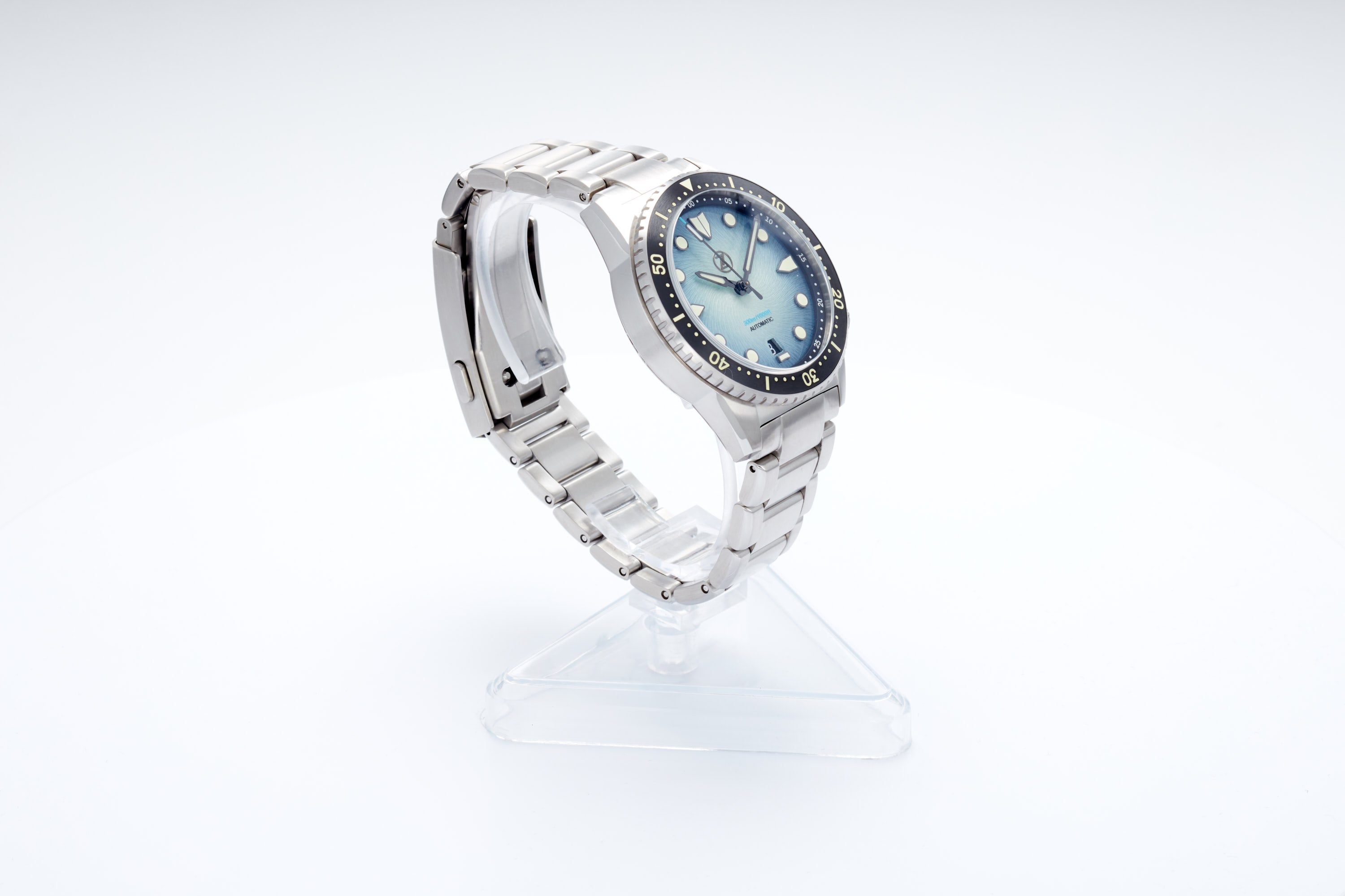 Mako 300m Diver 'Sky Blue'