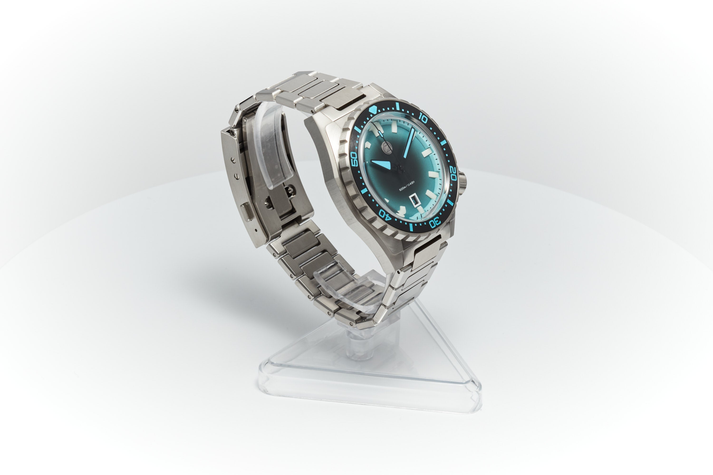 Thresher 44mm 'Azure'