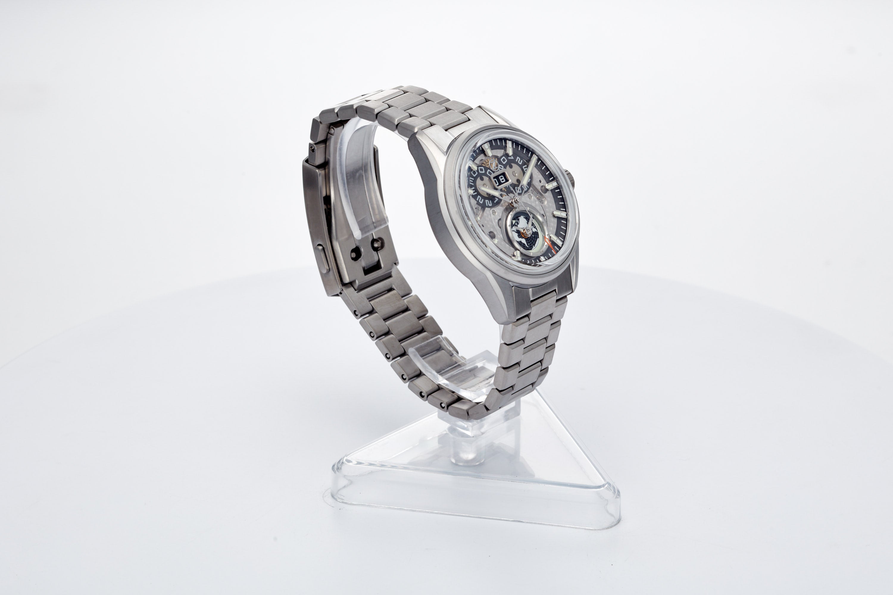 Spearfish Dual Time Ti 'Spark'