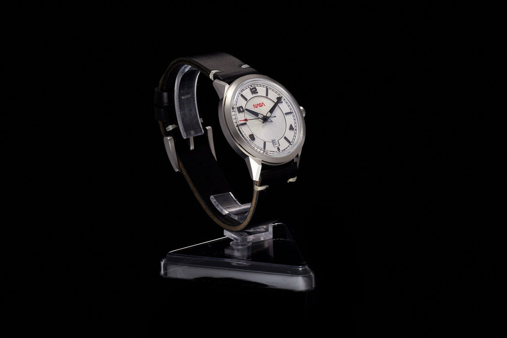 Comet 39mm 'NASA' Edition