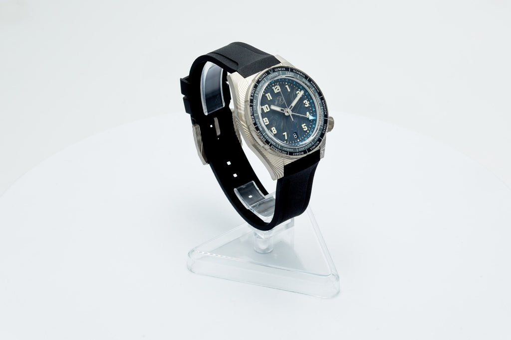 Thresher 41mm Damascus Limited Edition