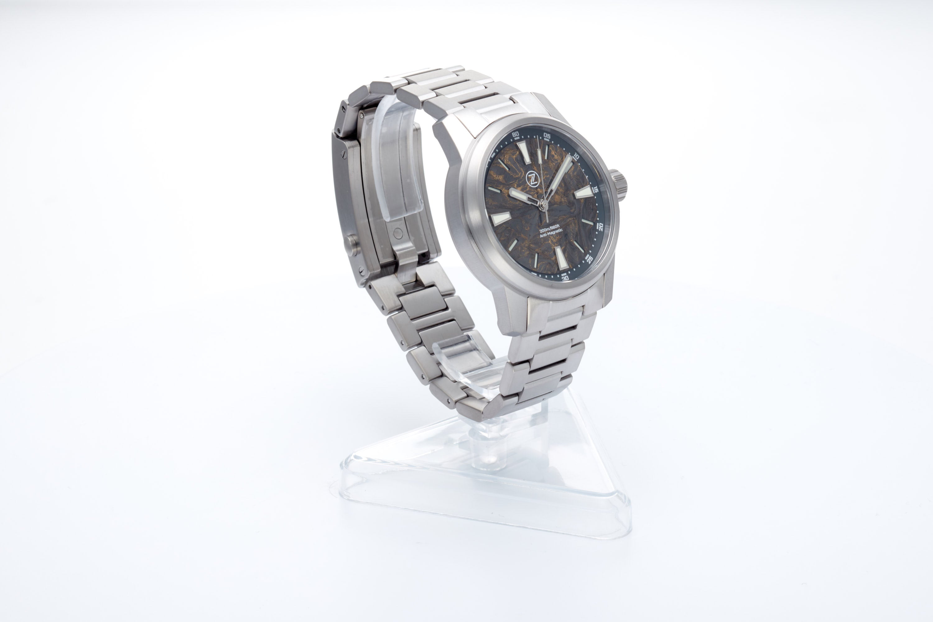 Aurora Field 42mm Ti 'Gold Carbon'