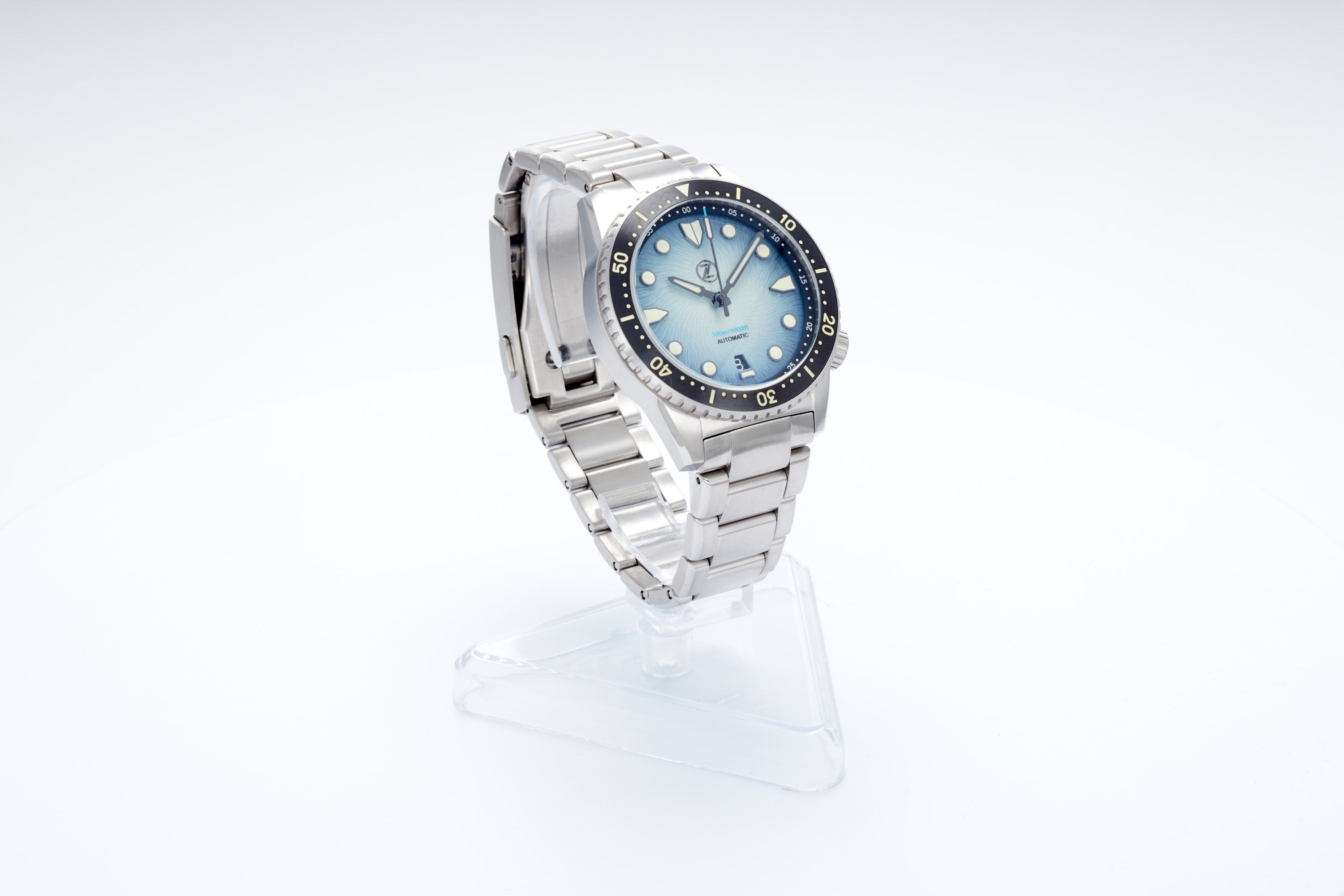 Mako 300m Diver 'Sky Blue'