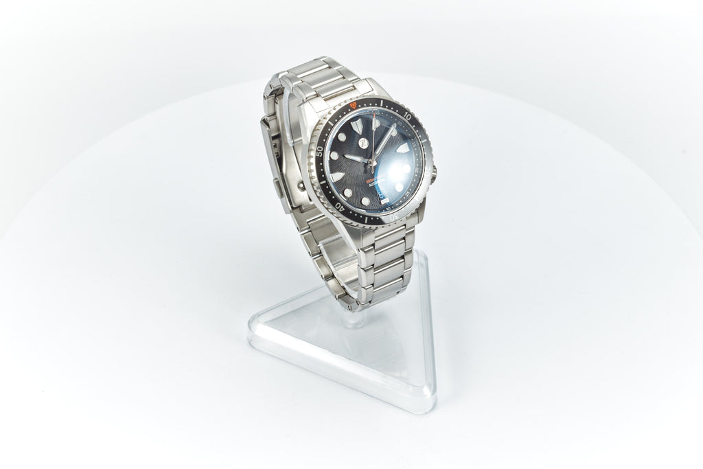 Mako 300m Diver 'Satin Black'