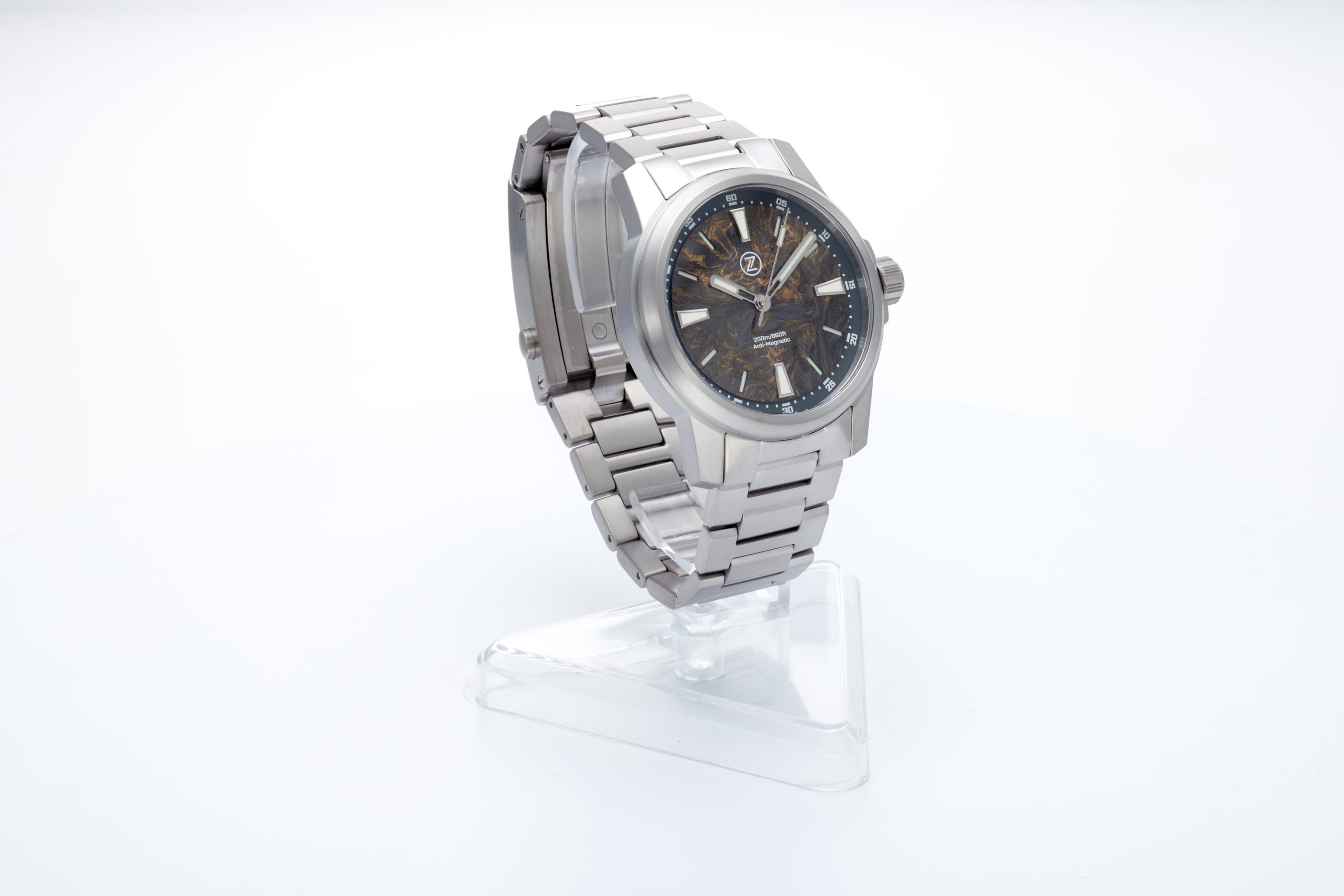 Aurora Field 42mm Ti 'Gold Carbon'