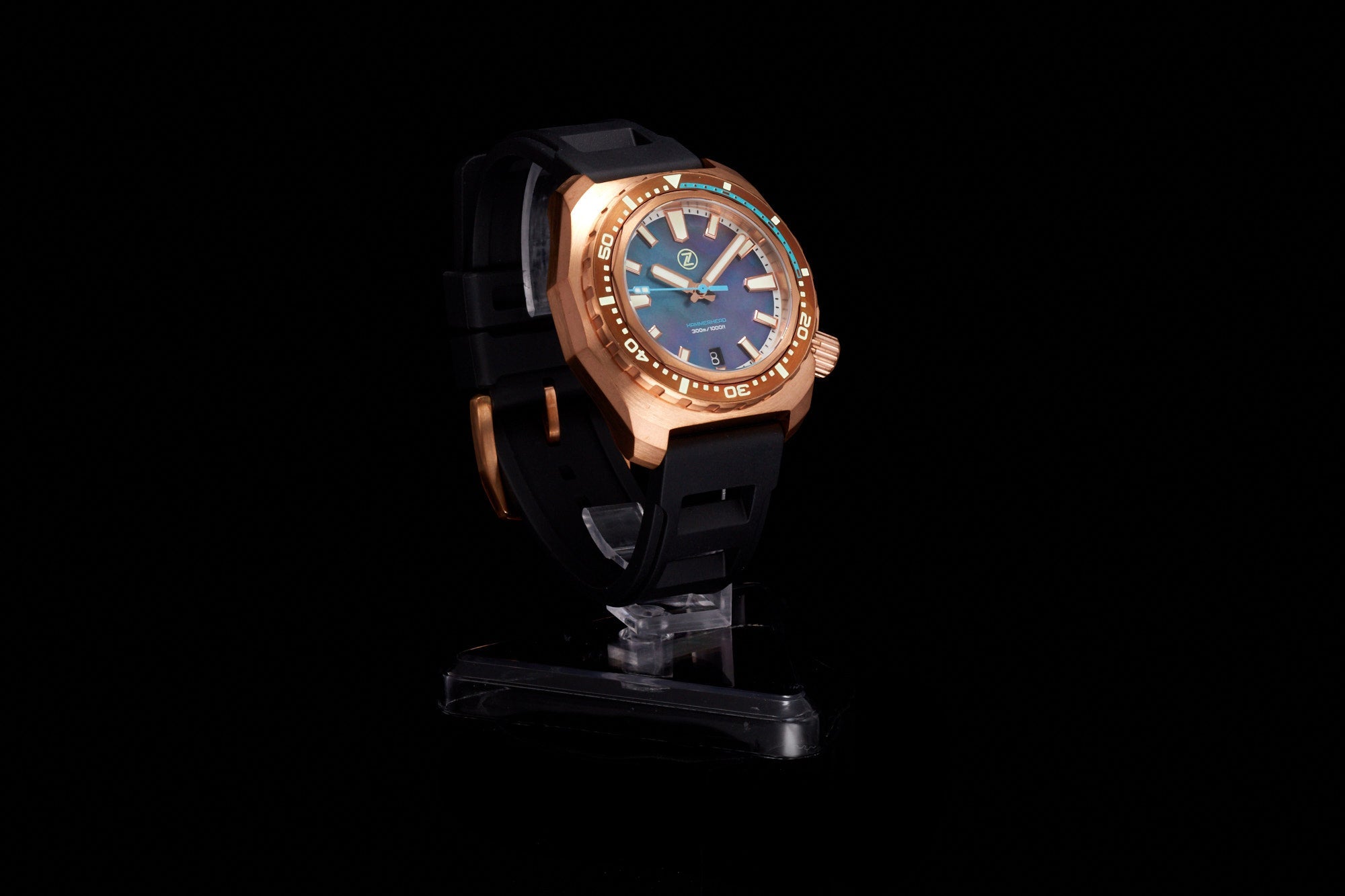 Hammerhead V3 300m Bronze 'MOP'