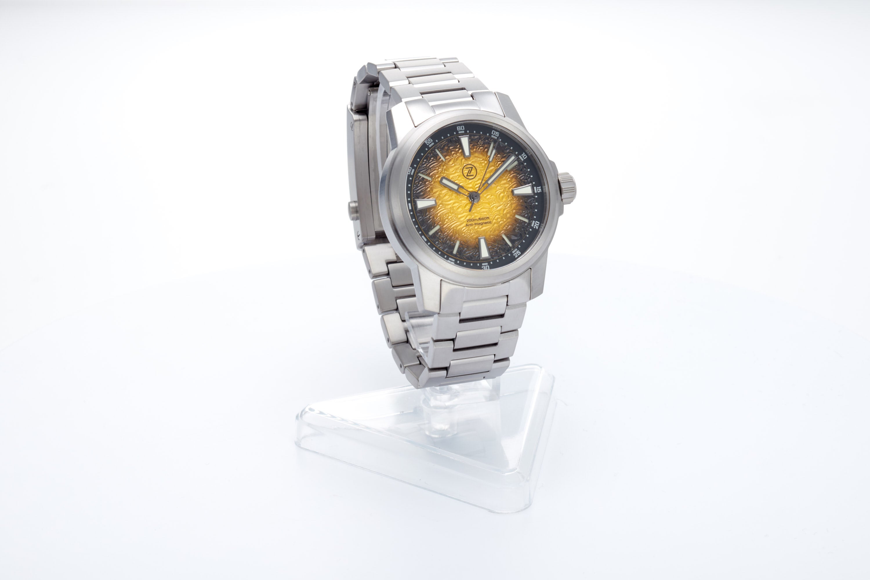 Aurora Field 42mm Ti 'Hammered Yellow'