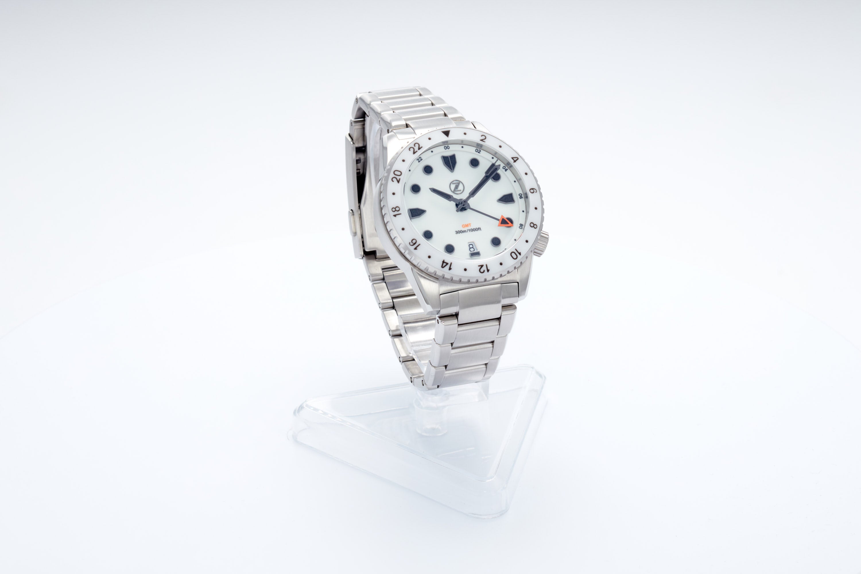 Mako 300m GMT 'Frost'