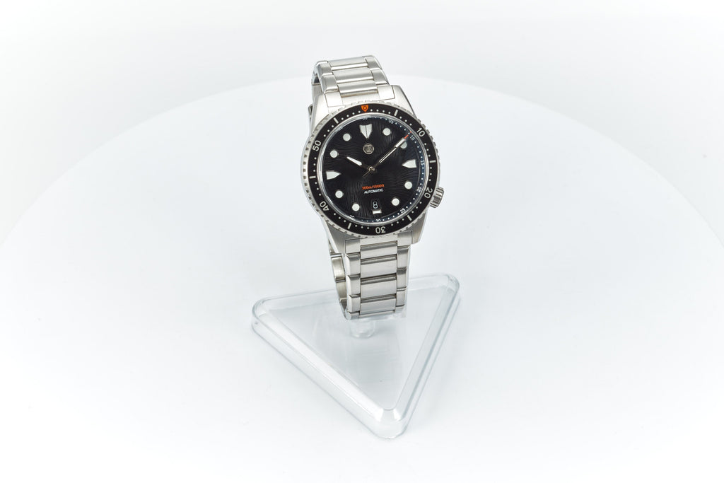 Mako 300m Diver 'Satin Black'