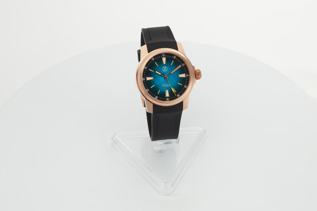 Aurora Field 38mm Br 'Teal MOP'